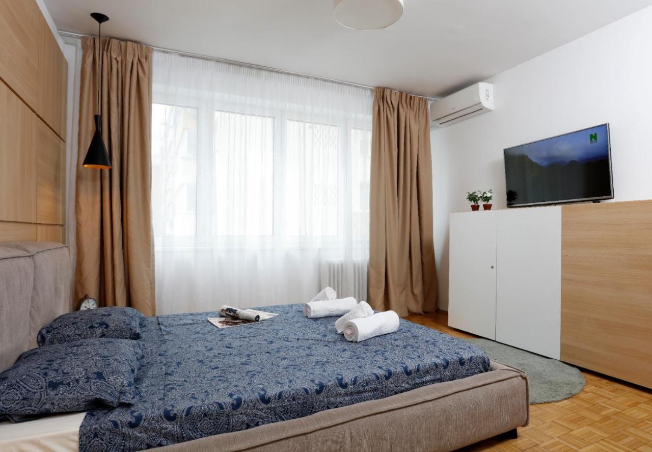 Lovely 2 Bedroom Apartment Near Old Town Bucarest Exterior foto